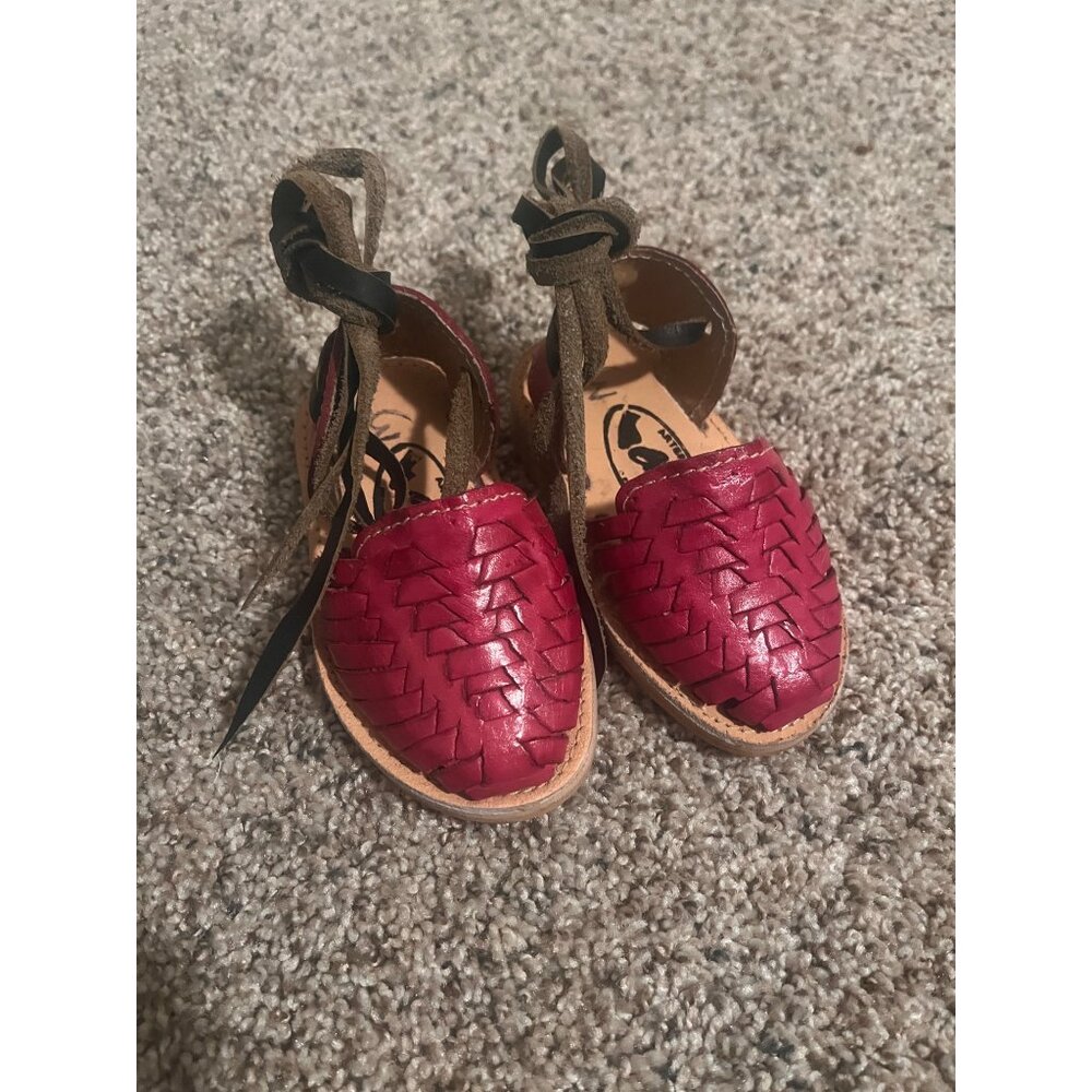 New Mexican Leather Huaraches. Authentic Mexican Leather Shoes. sz 3